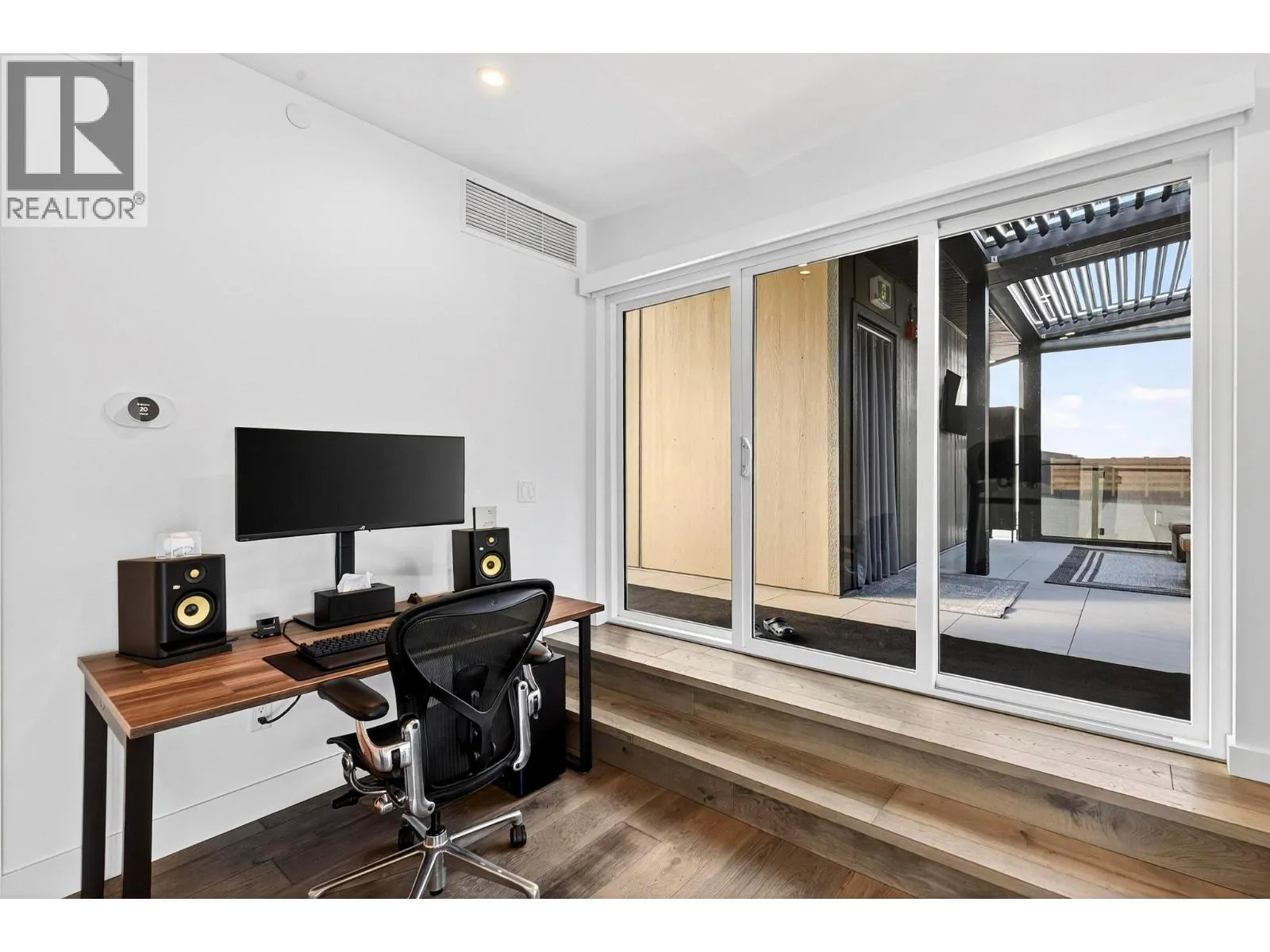 3434 McKinley Beach Drive Unit# 408