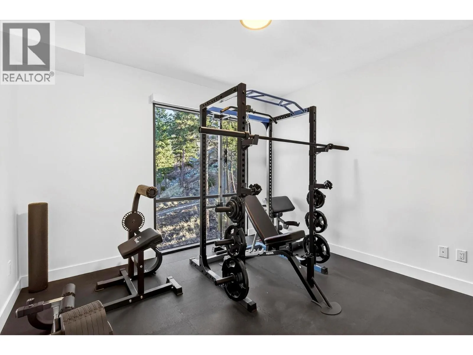 3434 McKinley Beach Drive Unit# 408