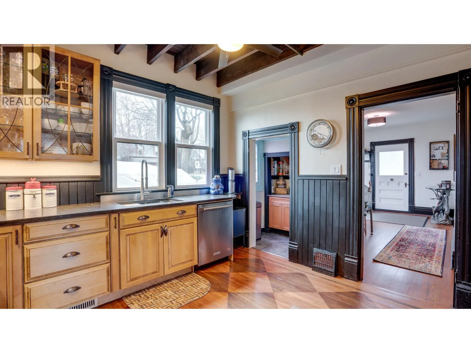 3102 Pleasant Valley Road