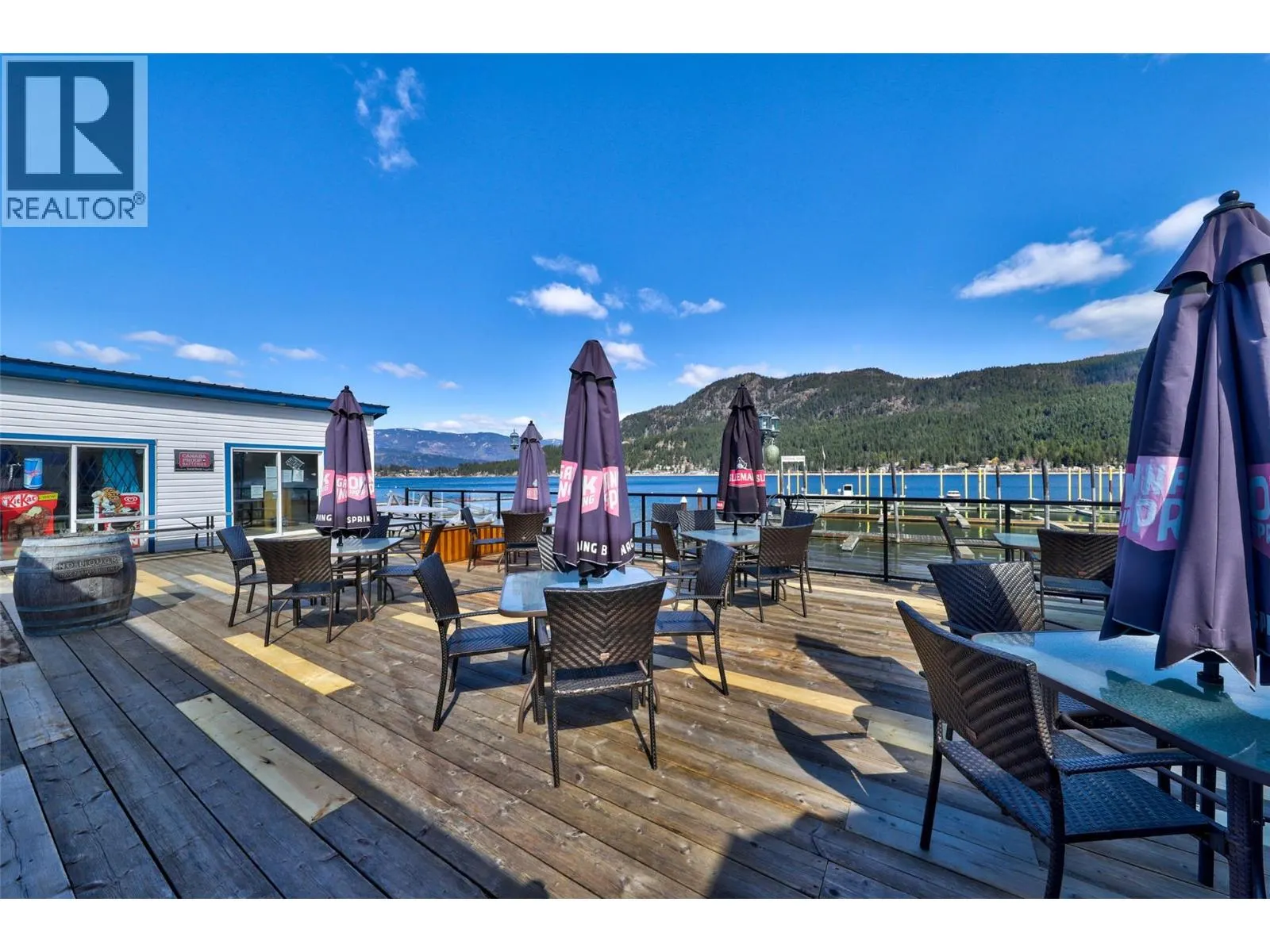 2886 Marine Drive