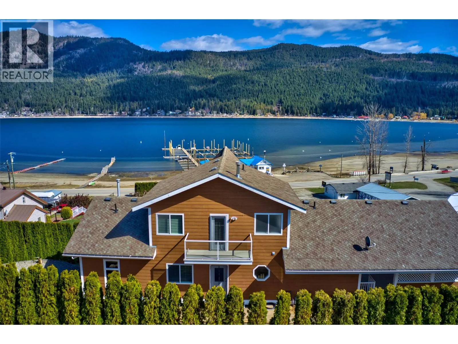 2886 Marine Drive
