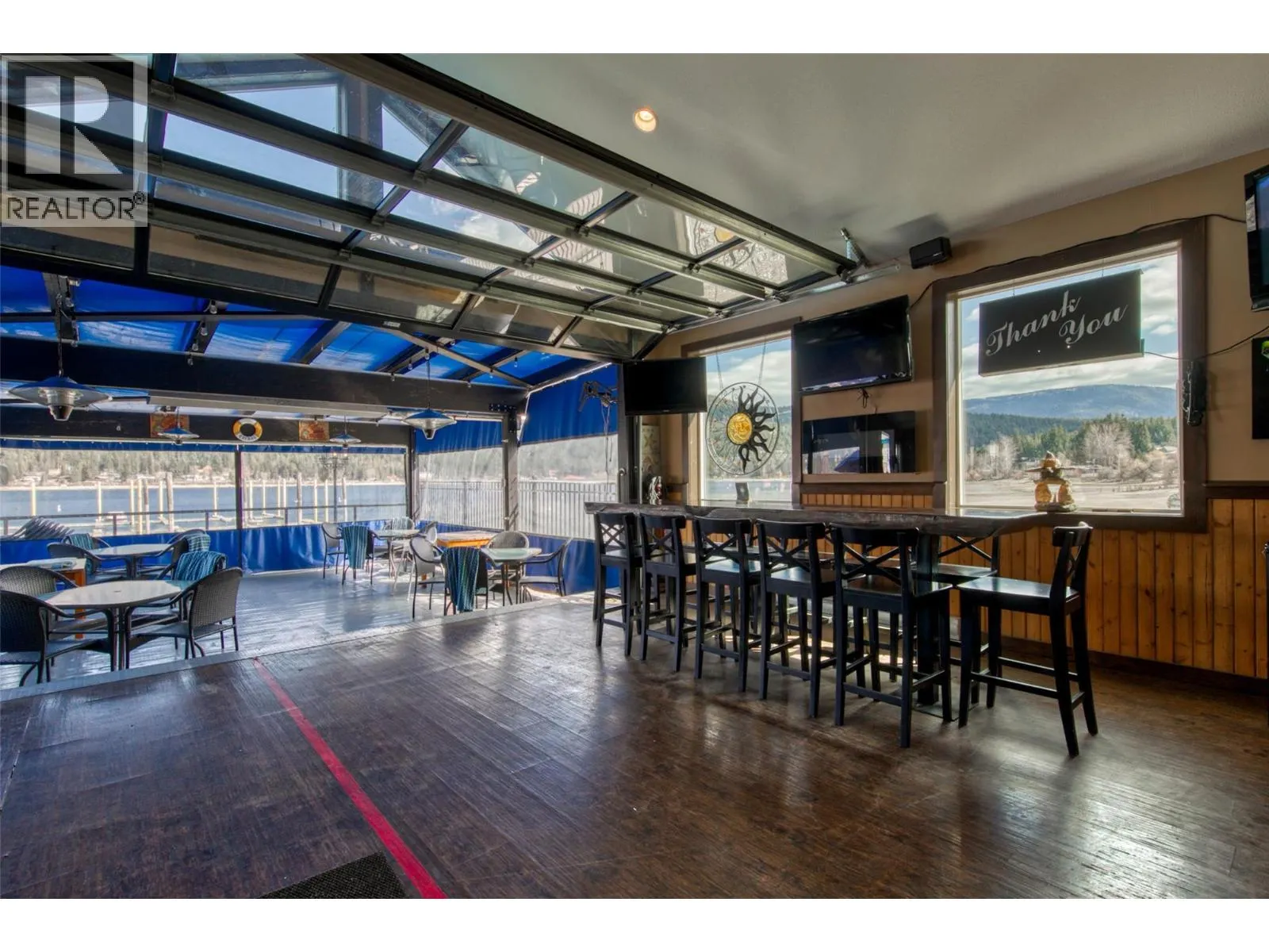 2886 Marine Drive
