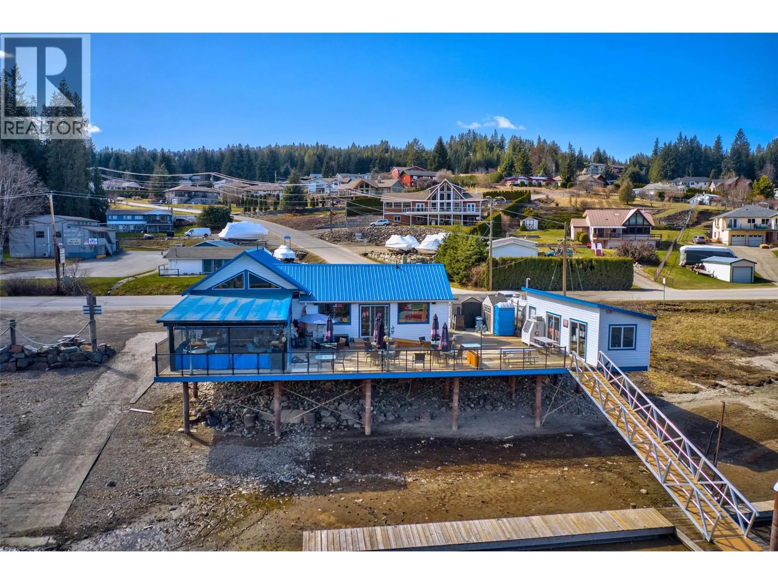 2886 Marine Drive