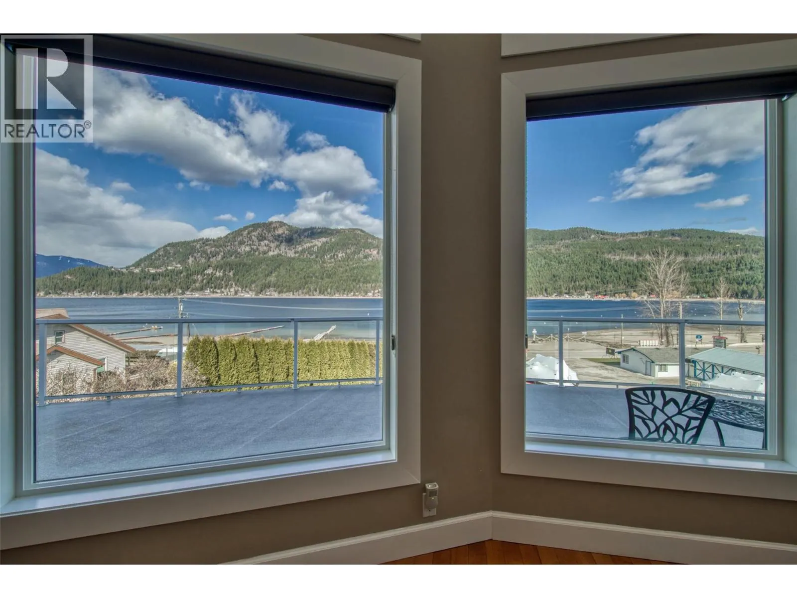 2886 Marine Drive