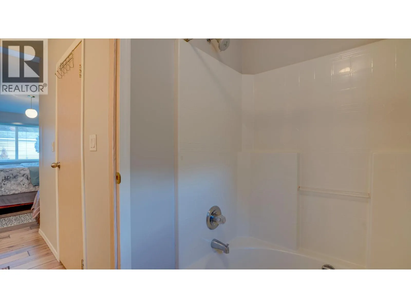 9510 Highway 97N Unit# 43