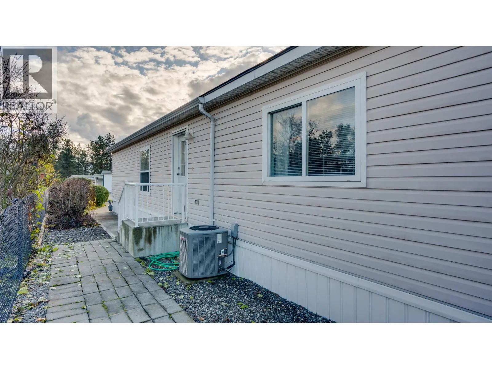 9510 Highway 97N Unit# 43