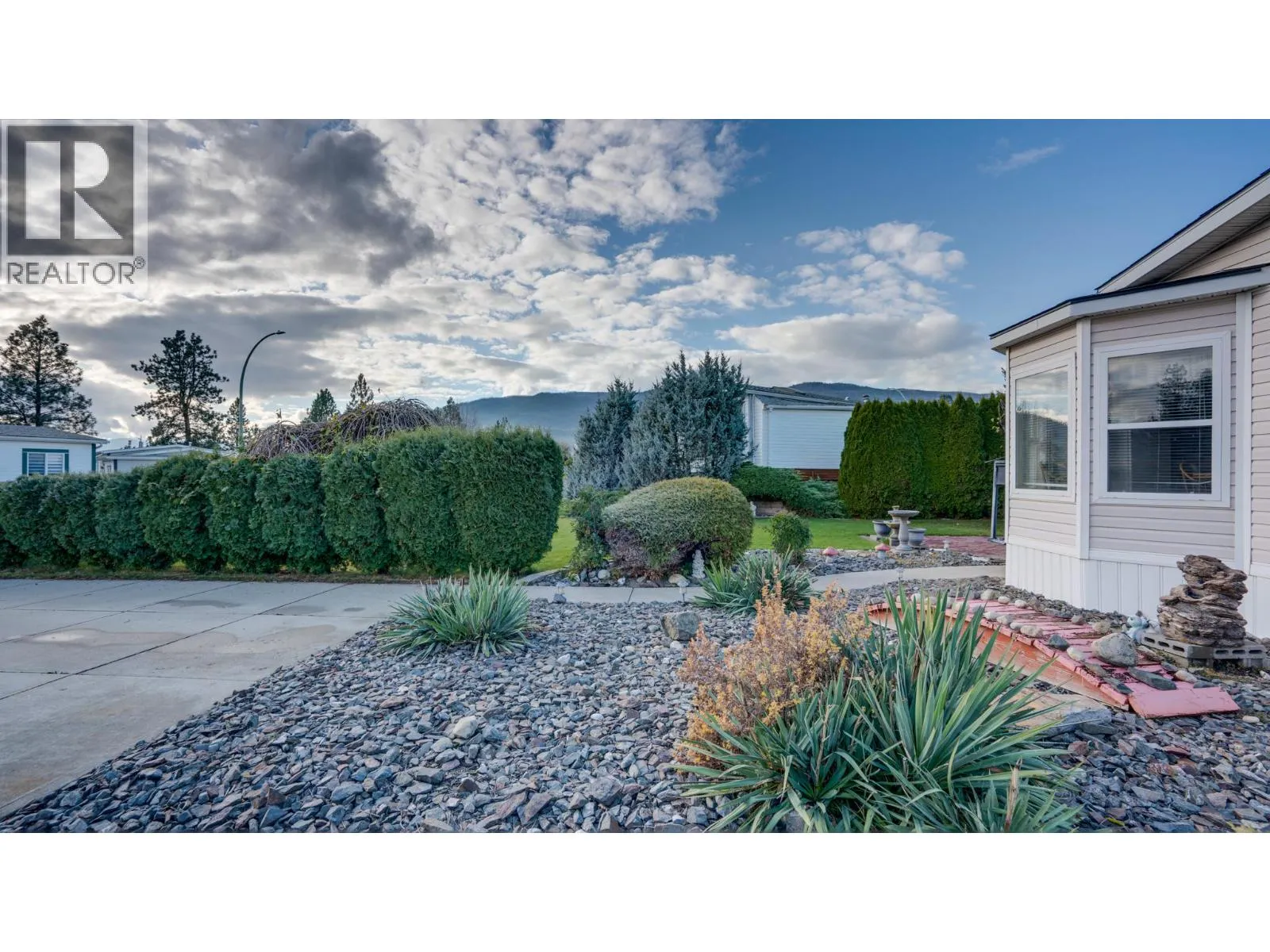 9510 Highway 97N Unit# 43