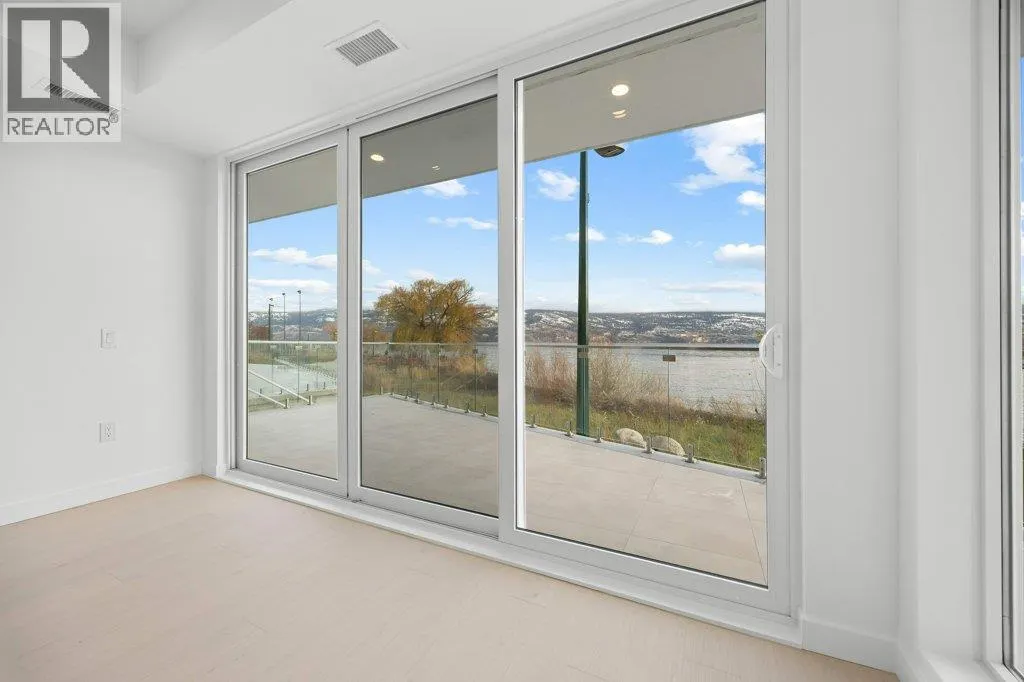 13419 Lakeshore Drive S Unit# 101