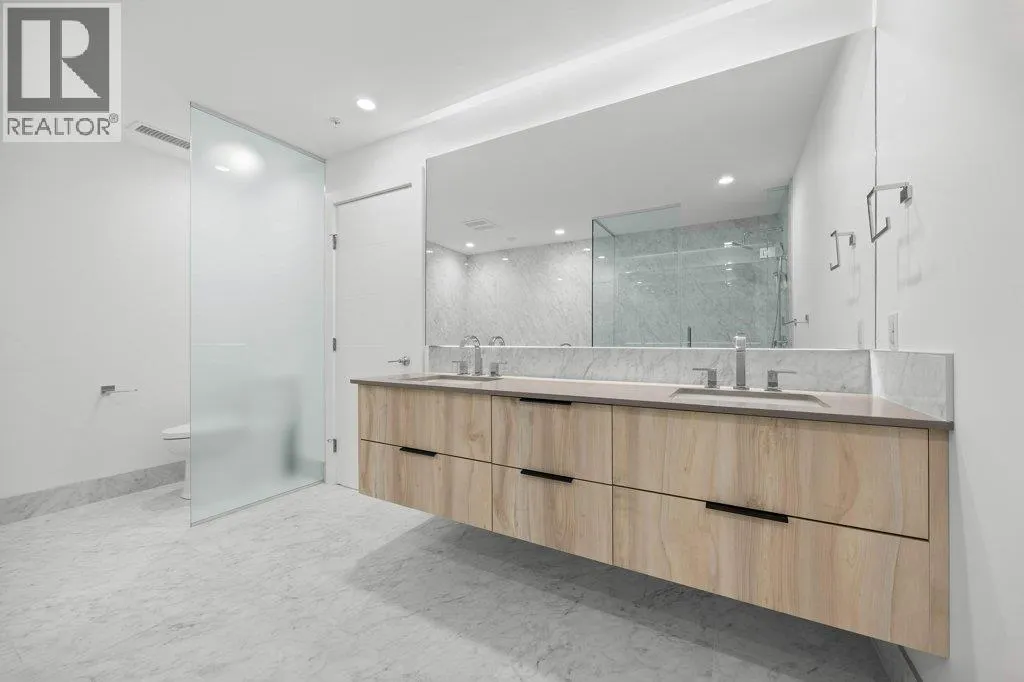 13419 Lakeshore Drive S Unit# 101
