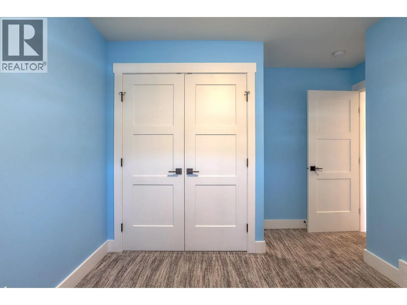 1999 15 Avenue Unit# 14