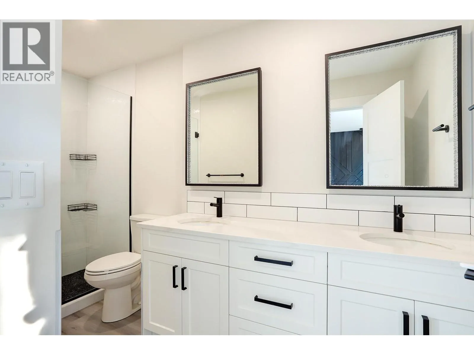 1999 15 Avenue Unit# 14