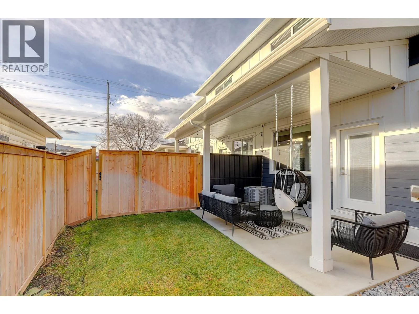 1999 15 Avenue Unit# 14