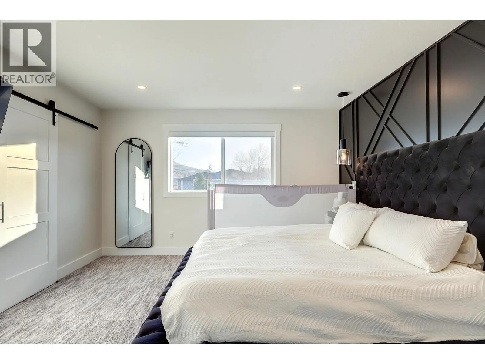 1999 15 Avenue Unit# 14