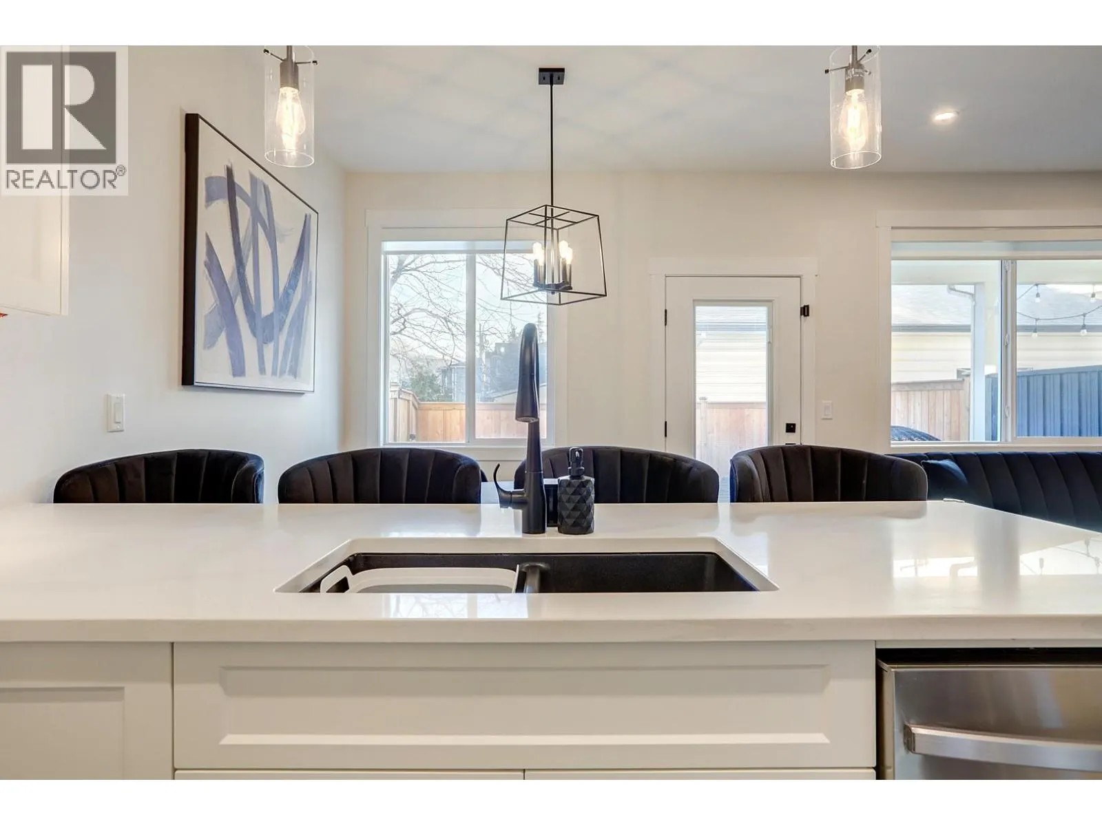 1999 15 Avenue Unit# 14