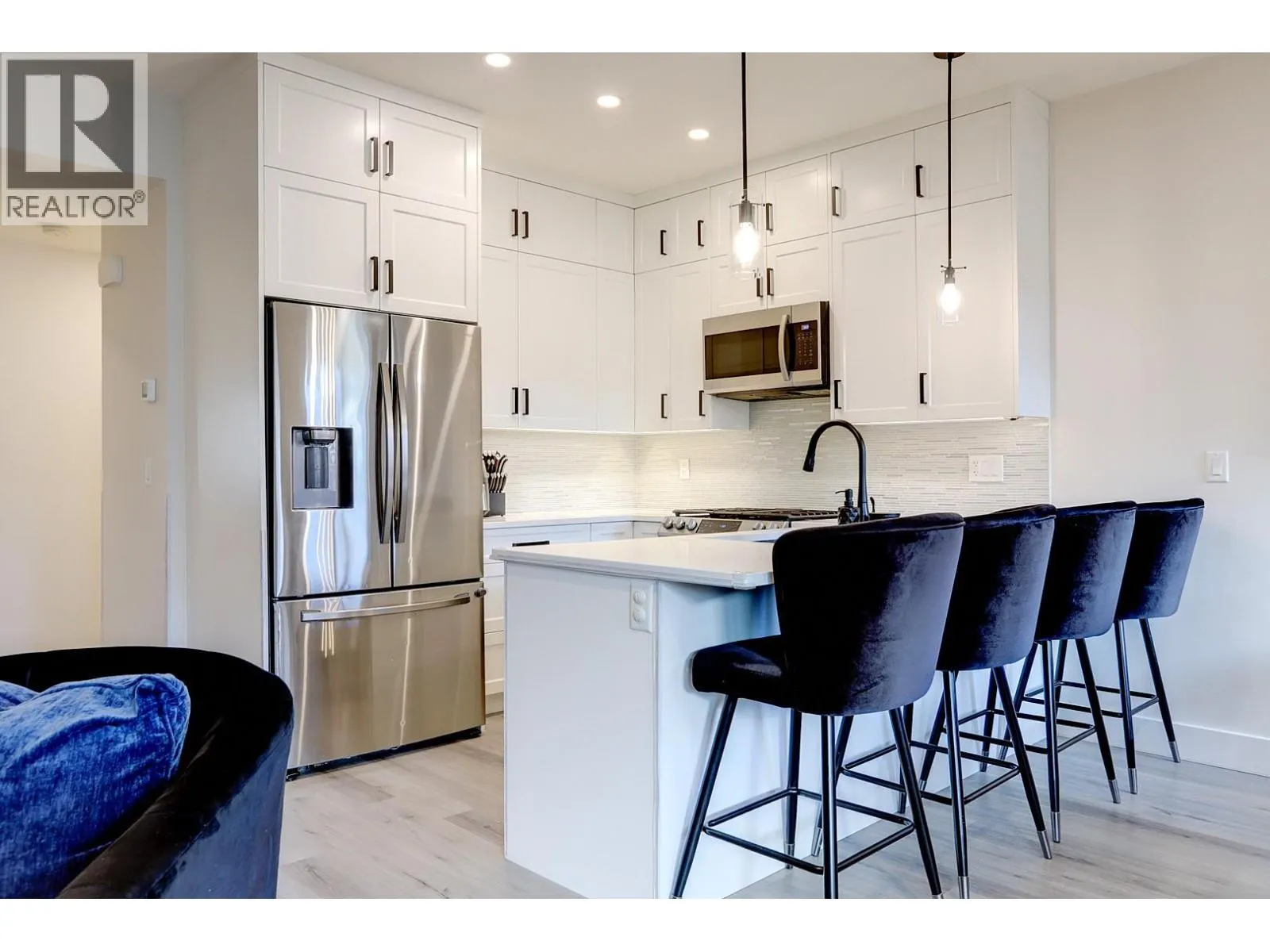 1999 15 Avenue Unit# 14
