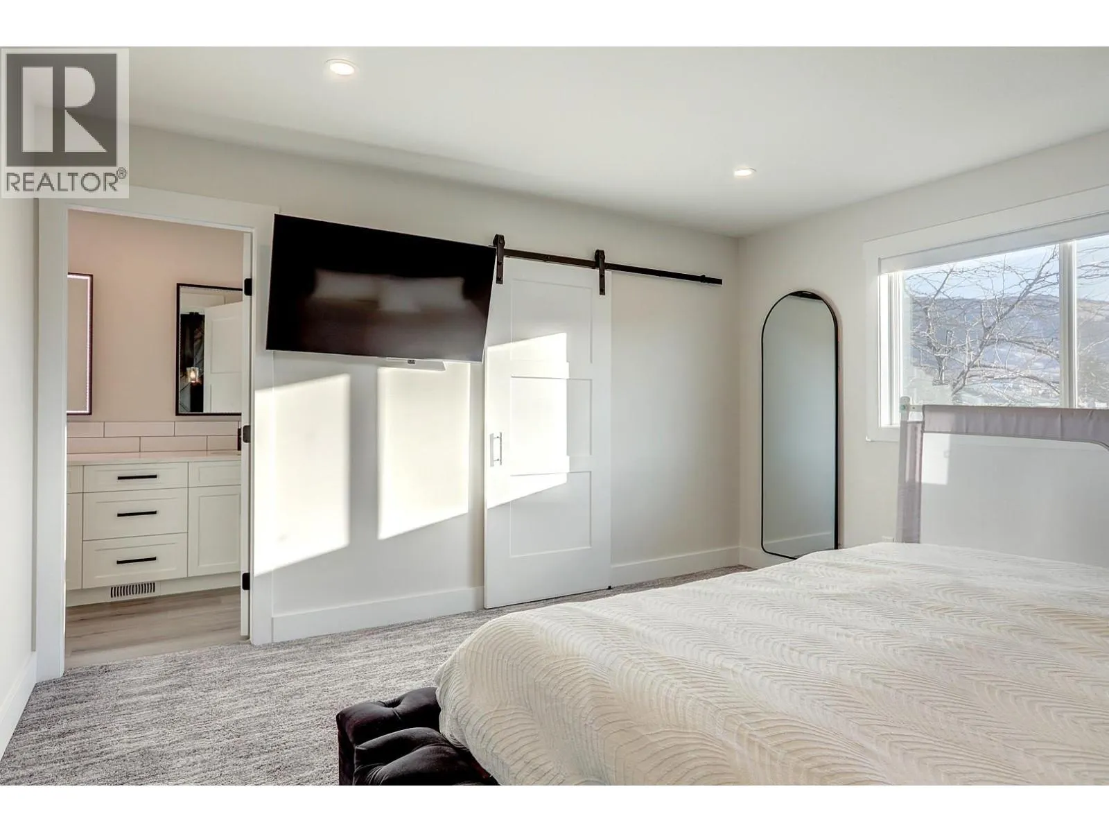 1999 15 Avenue Unit# 14