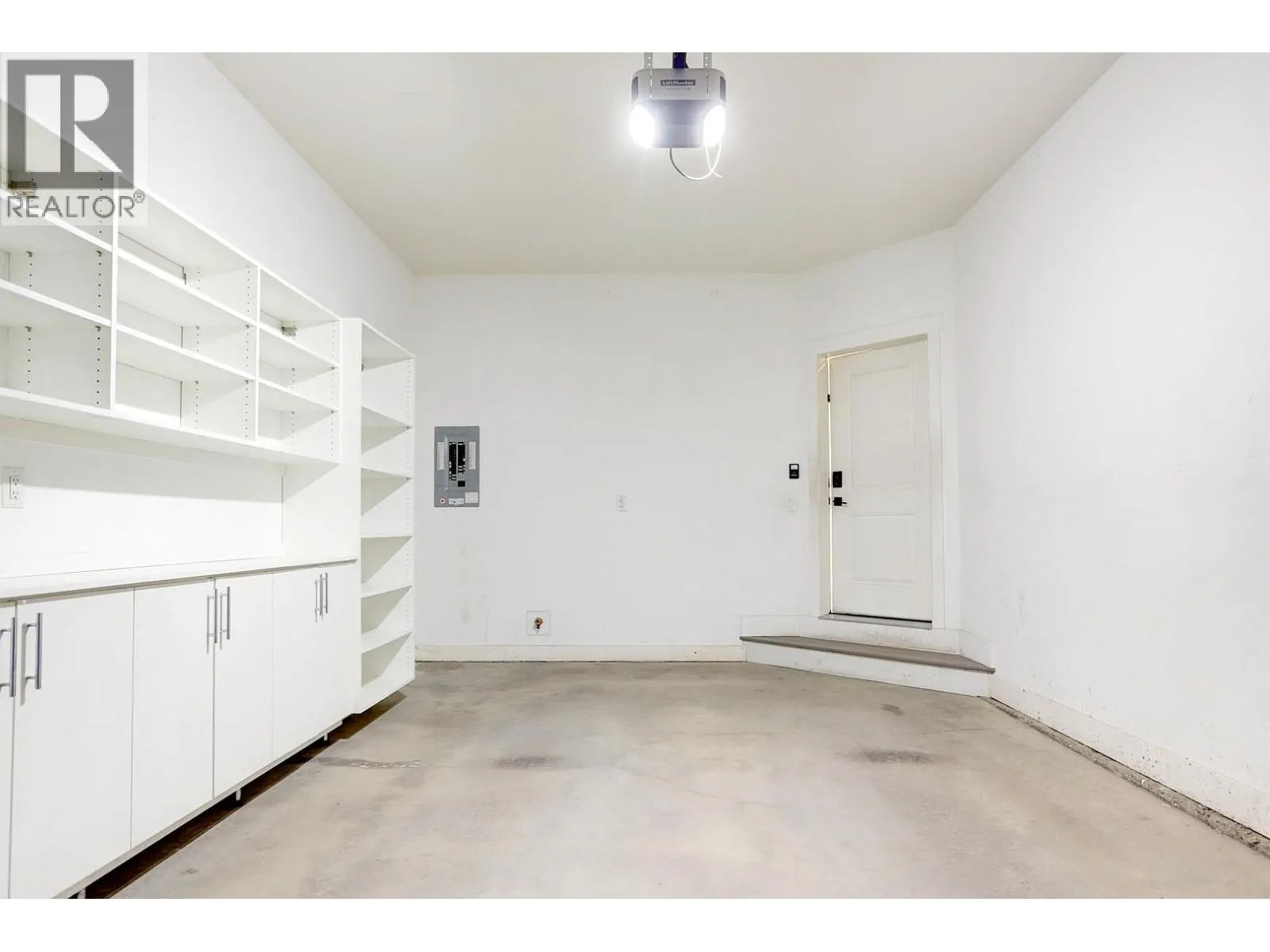 1999 15 Avenue Unit# 14