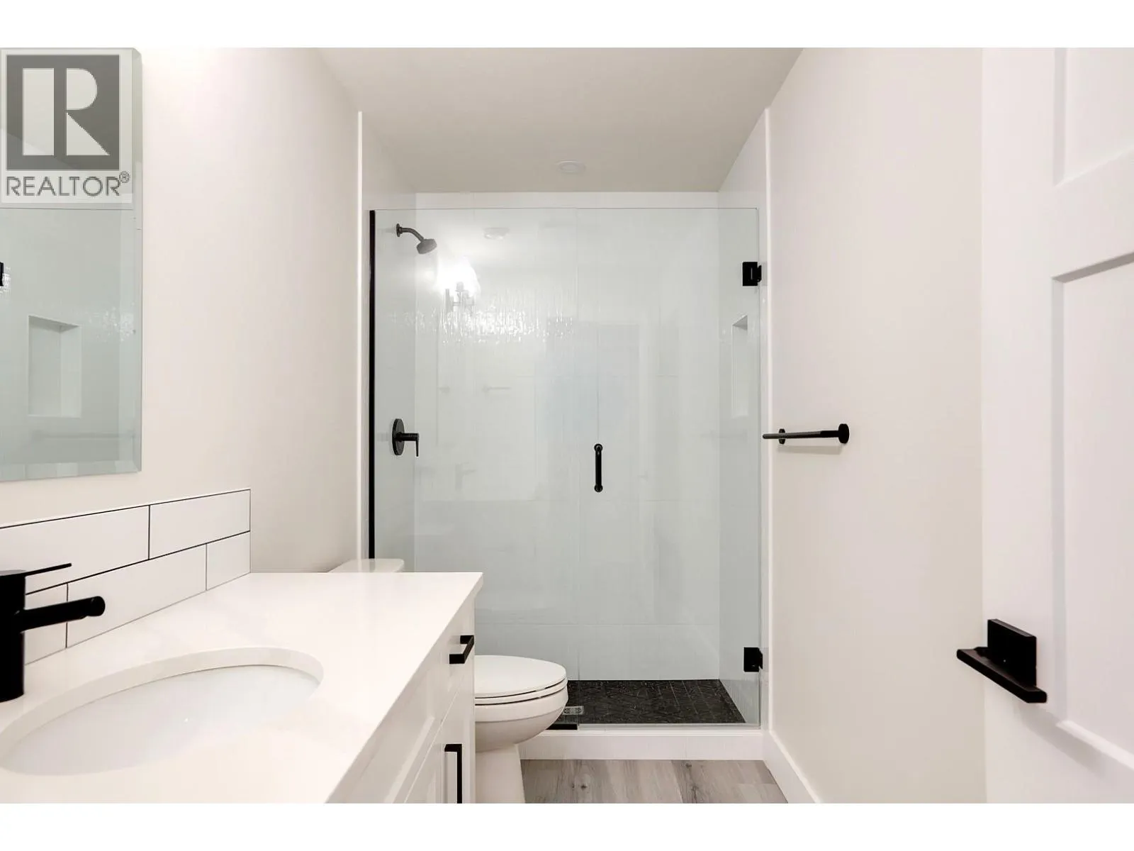 1999 15 Avenue Unit# 14