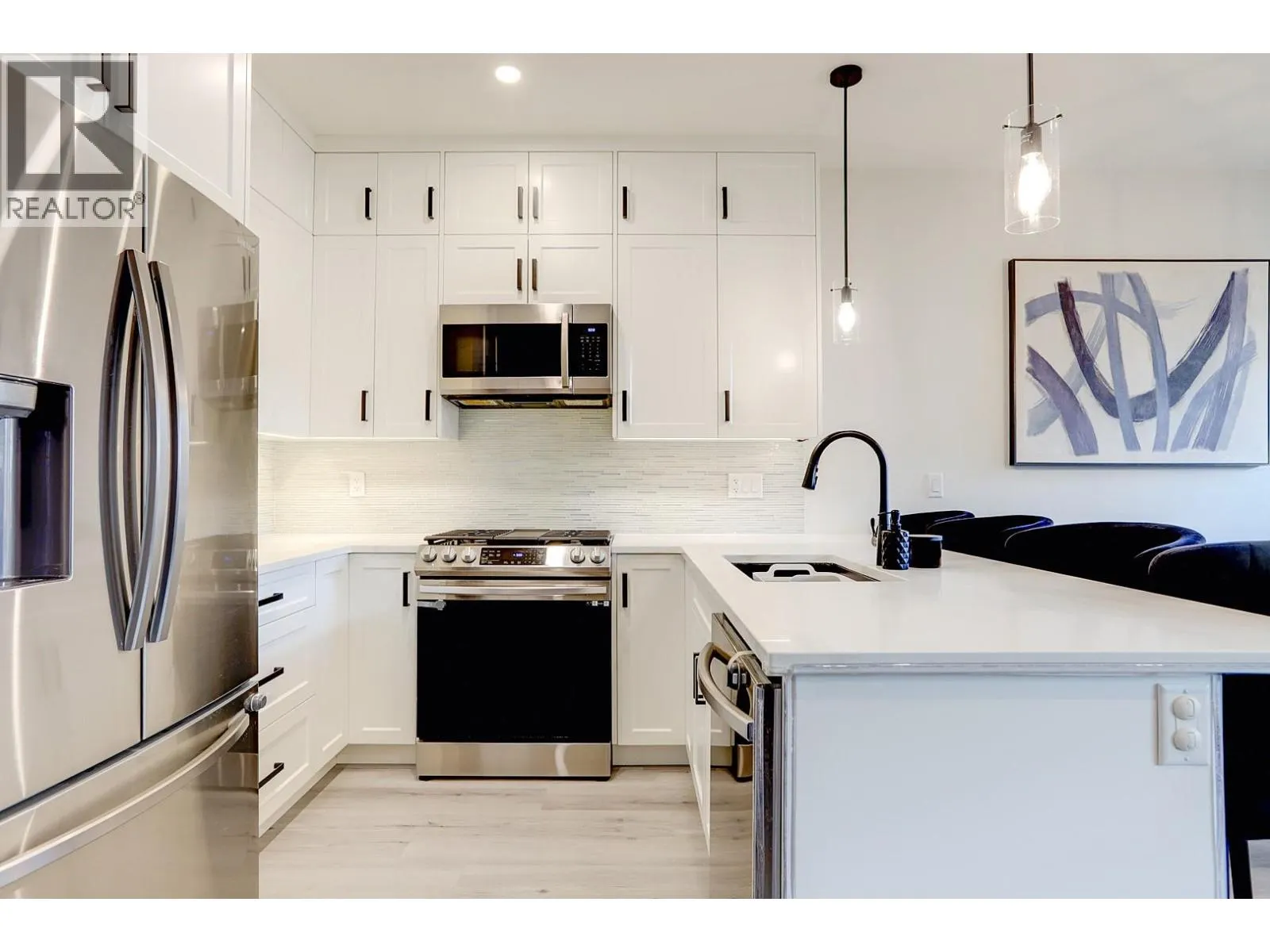 1999 15 Avenue Unit# 14