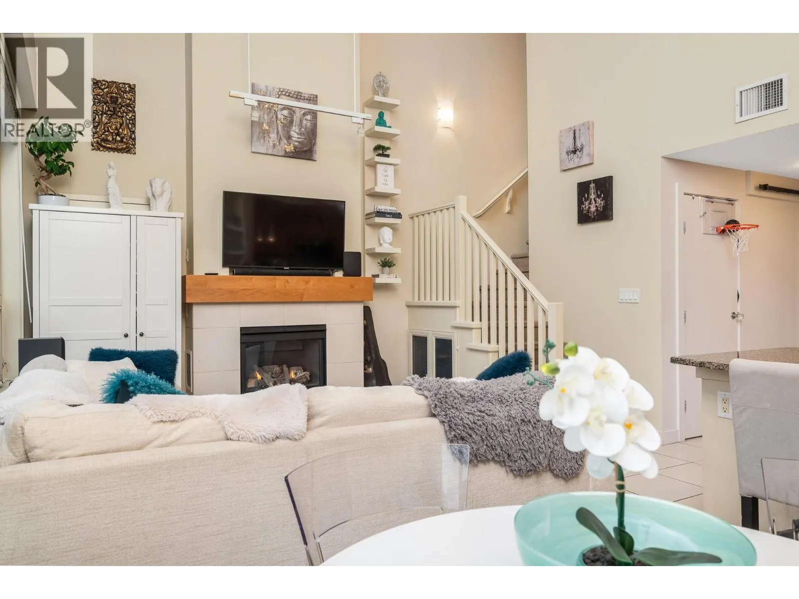 7343 Okanagan Landing Road Unit# 2405