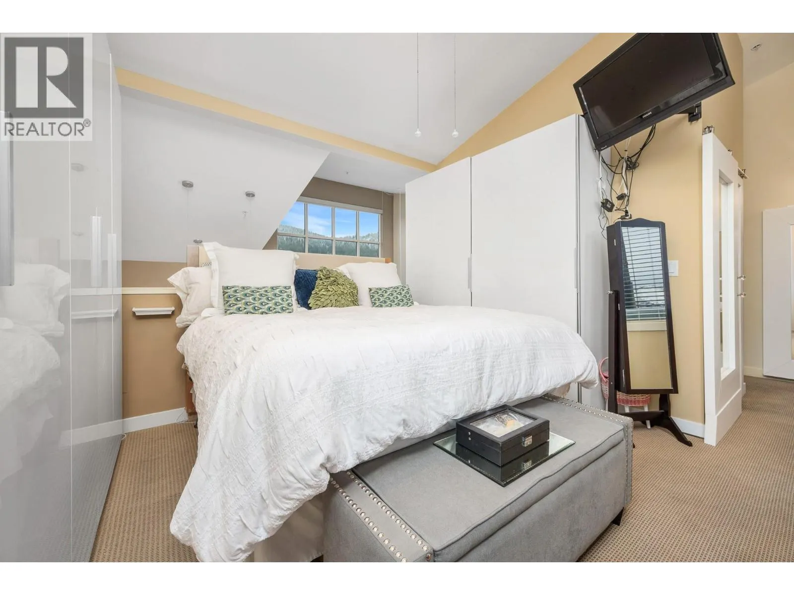 7343 Okanagan Landing Road Unit# 2405