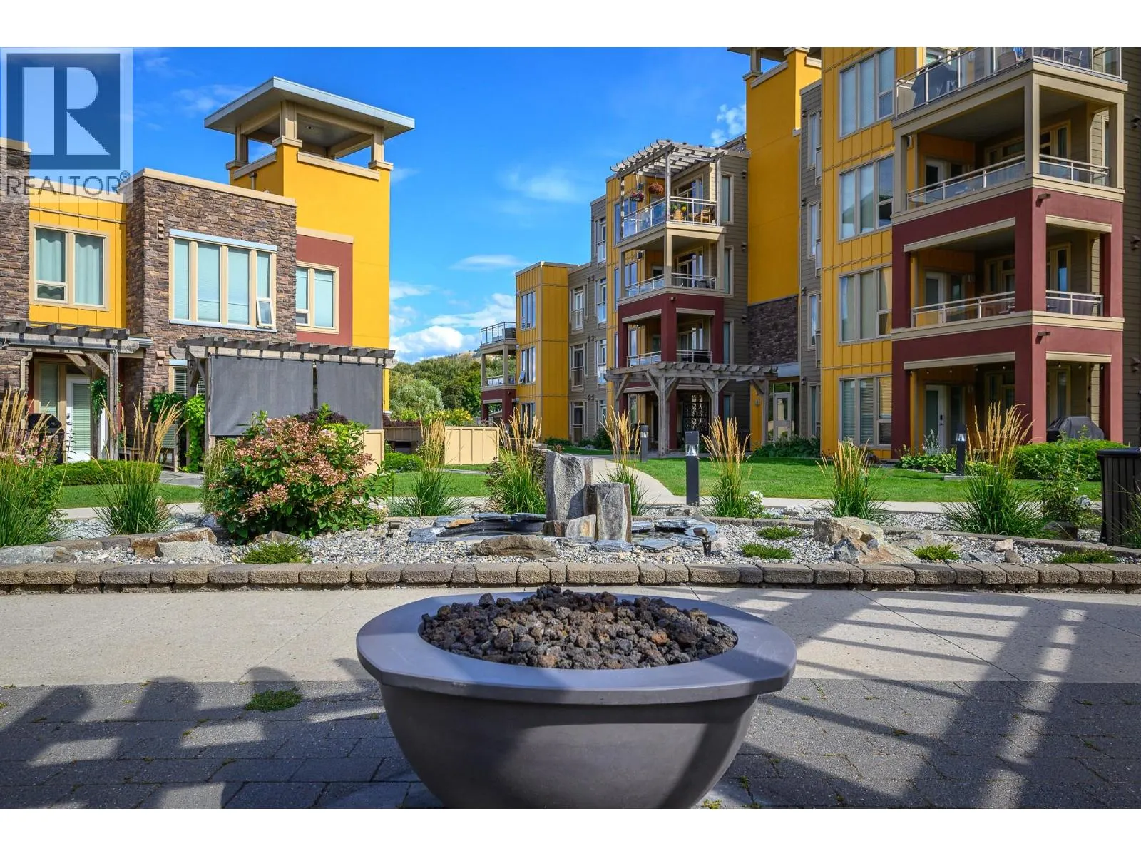7343 Okanagan Landing Road Unit# 2405