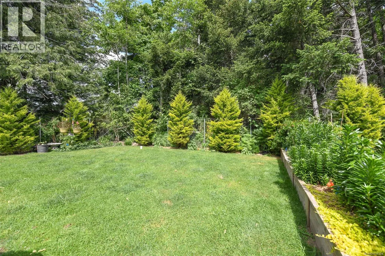 2126 Cypress Rd