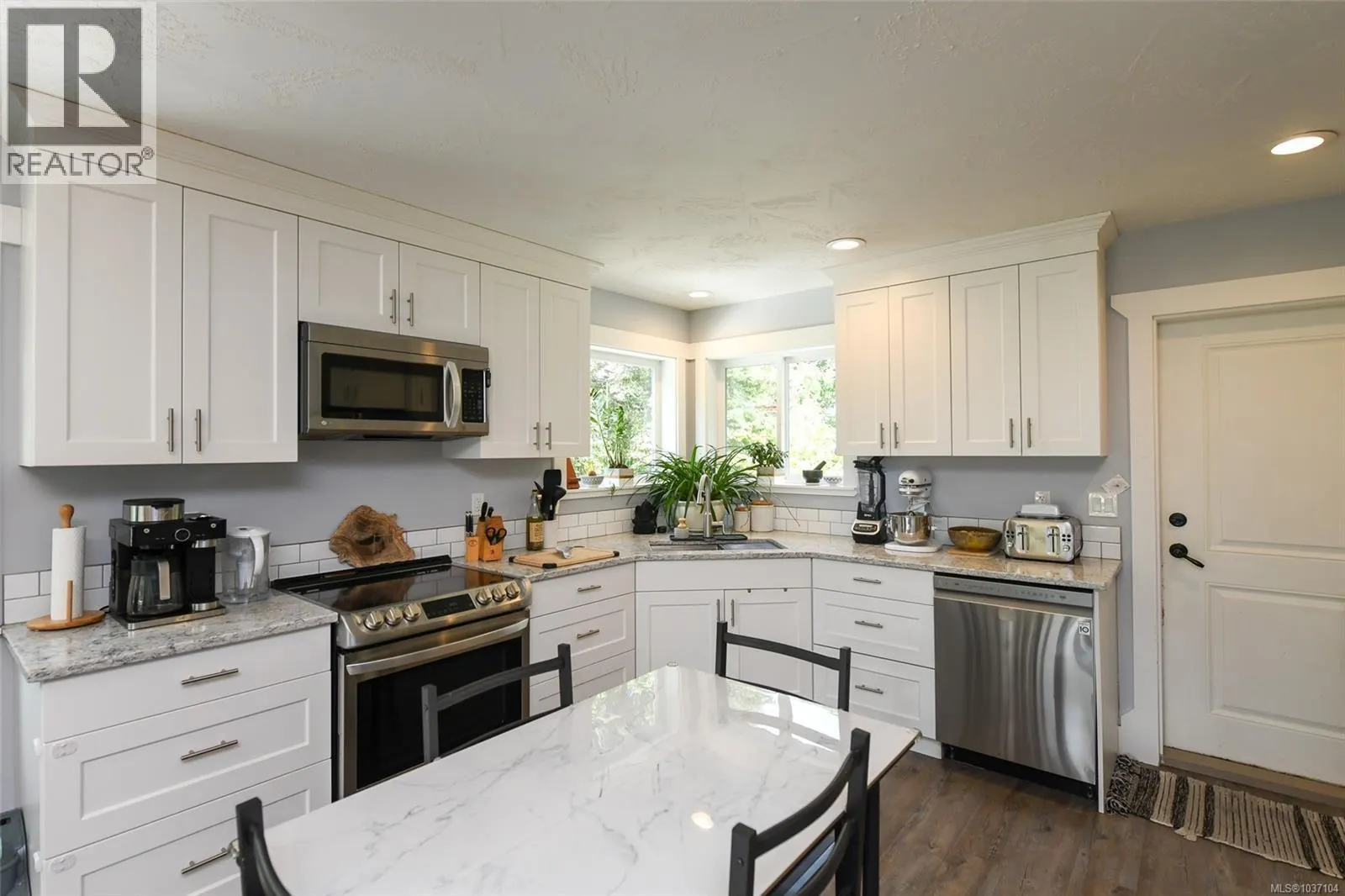 2126 Cypress Rd