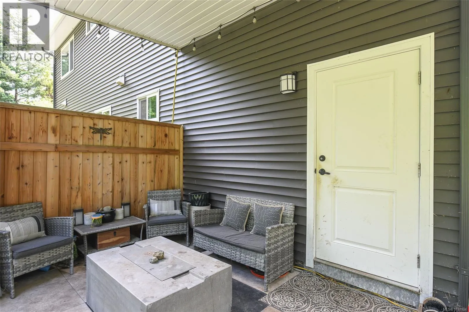 2126 Cypress Rd