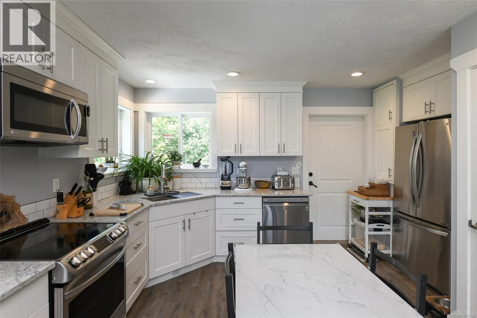 2126 Cypress Rd