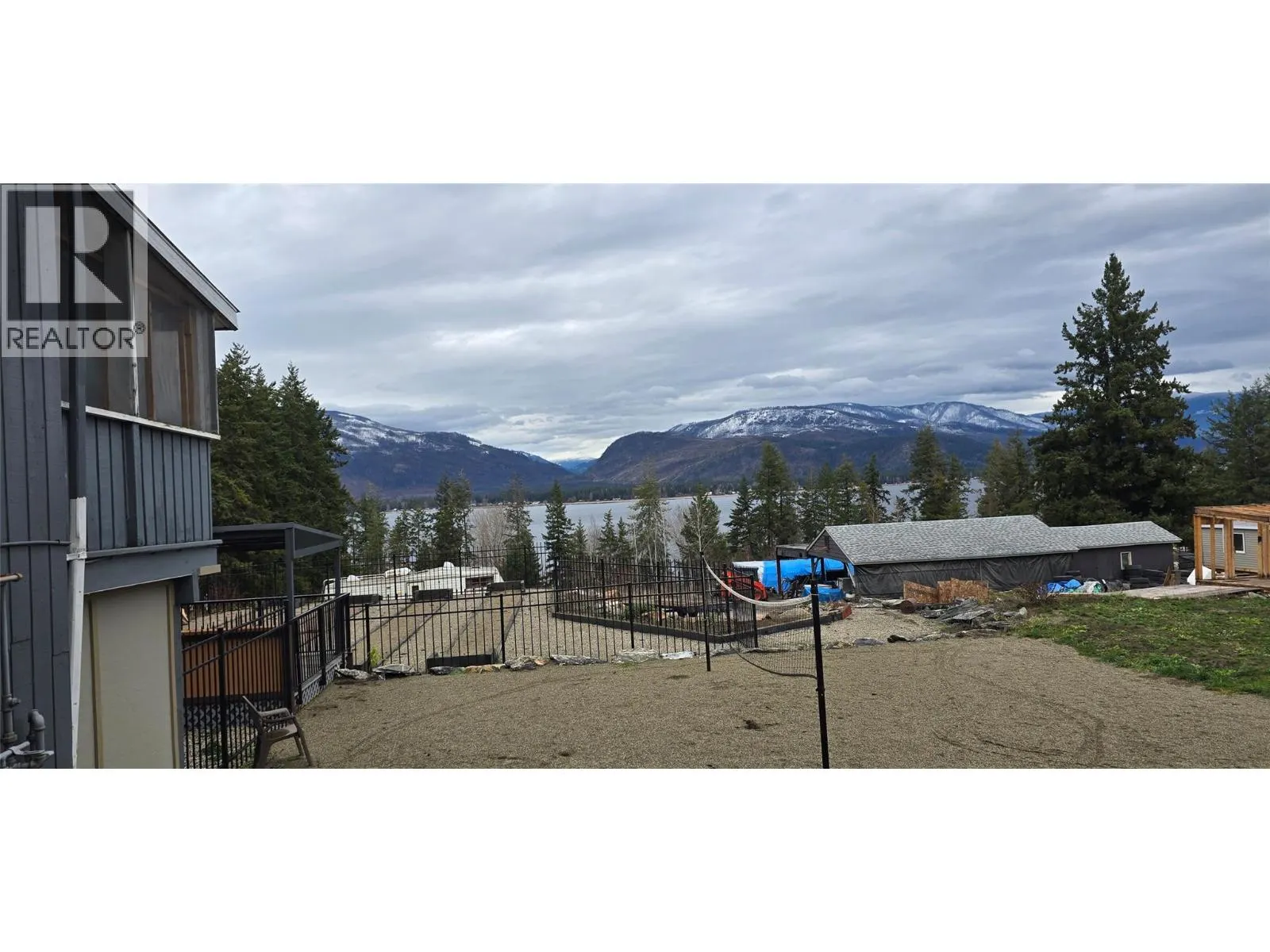 1277 Trans Canada Highway