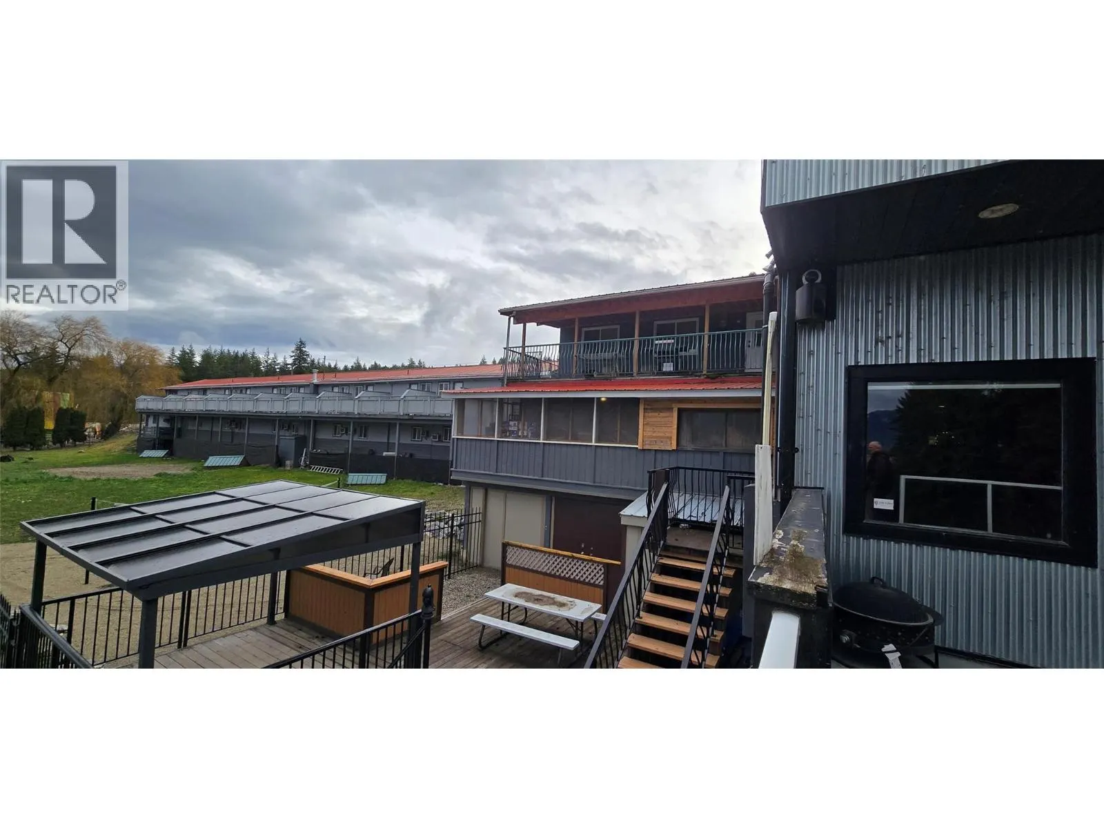 1277 Trans Canada Highway