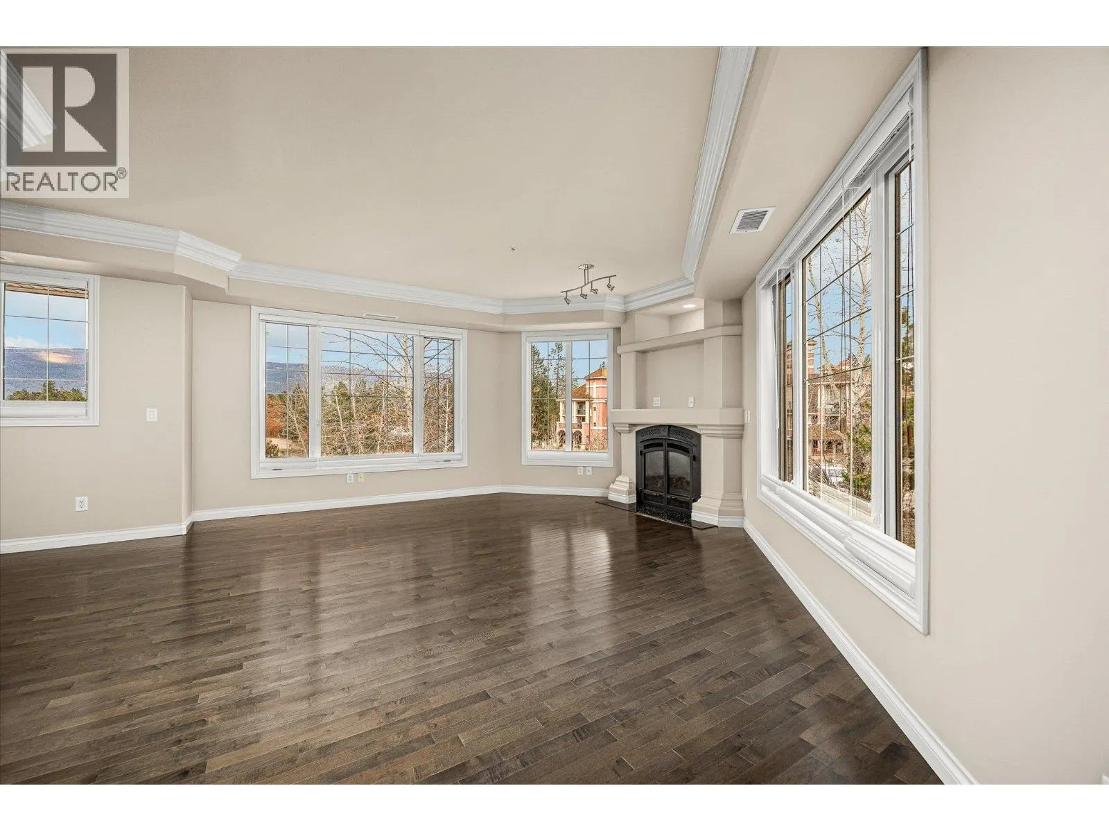 3178 Via Centrale Drive Unit# 2211