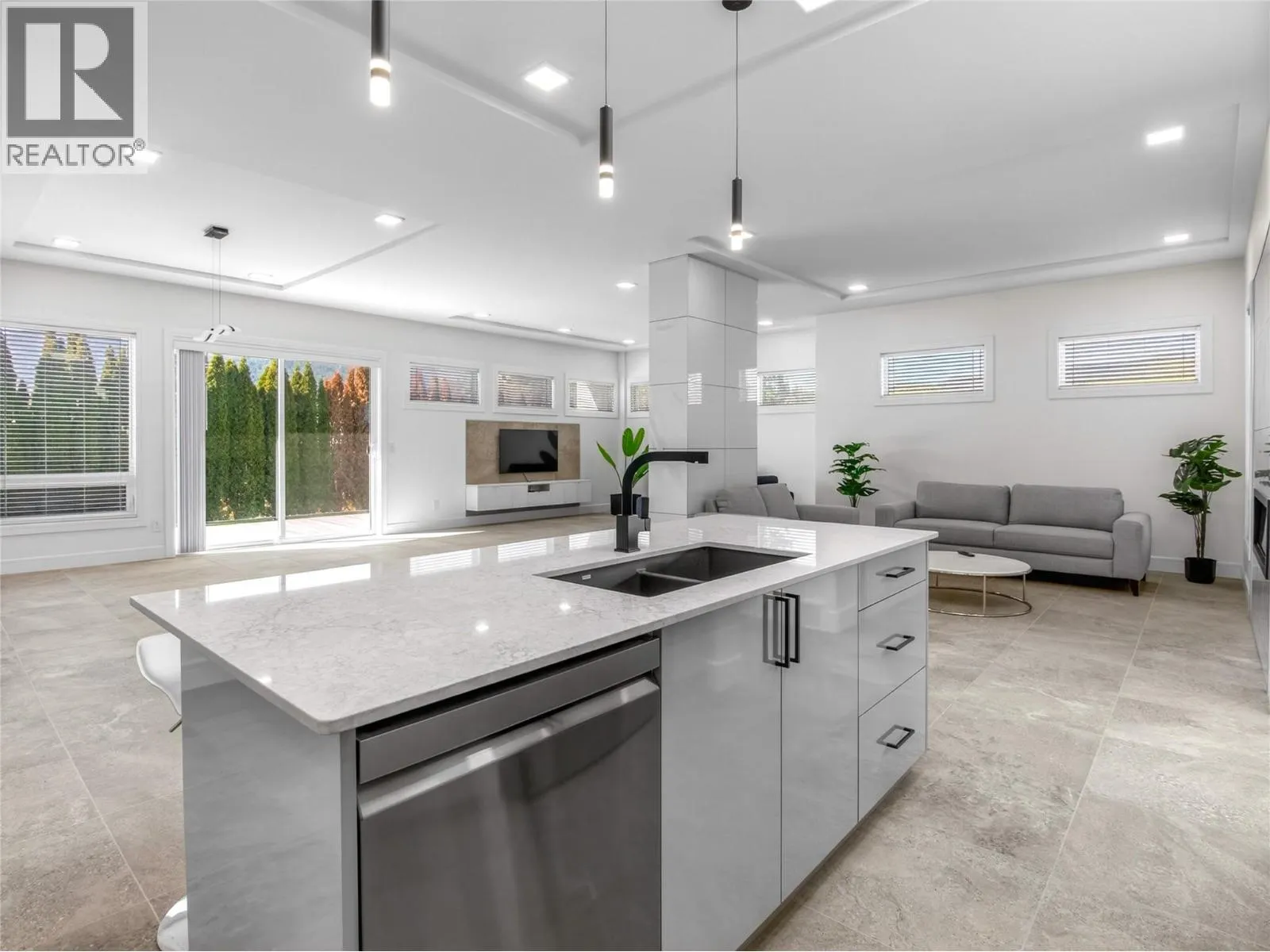 1723 Treffry Place