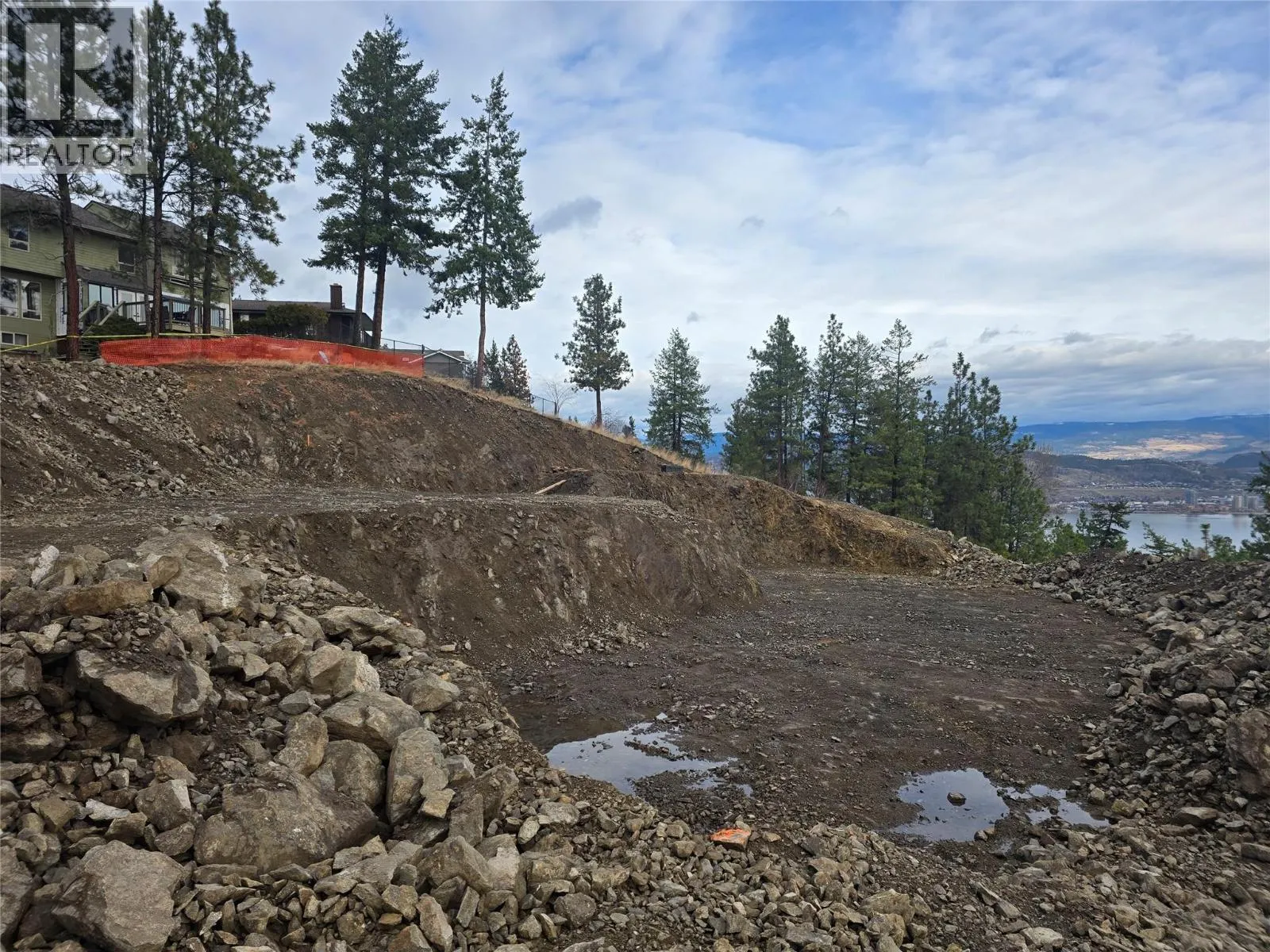 PROPOSED LOT A 930 Pinewood Place Lot# Prop.LOT A