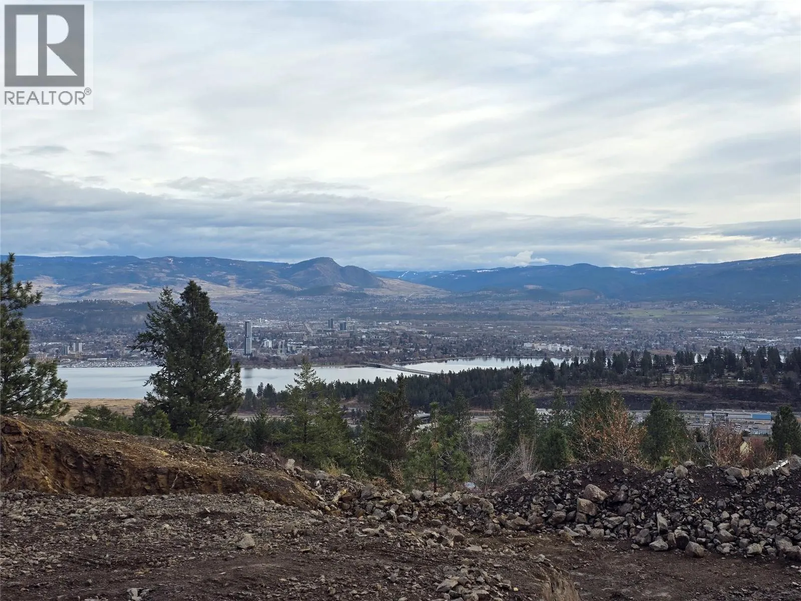 PROPOSED LOT A 930 Pinewood Place Lot# Prop.LOT A