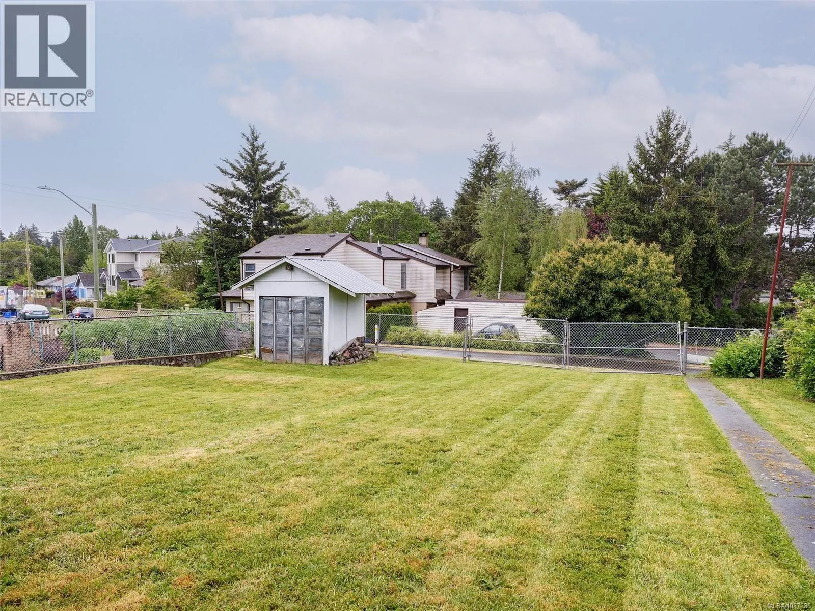 4034 Carey Rd