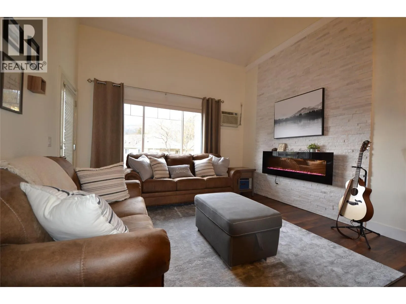 2120 Shannon Ridge Drive Unit# 304