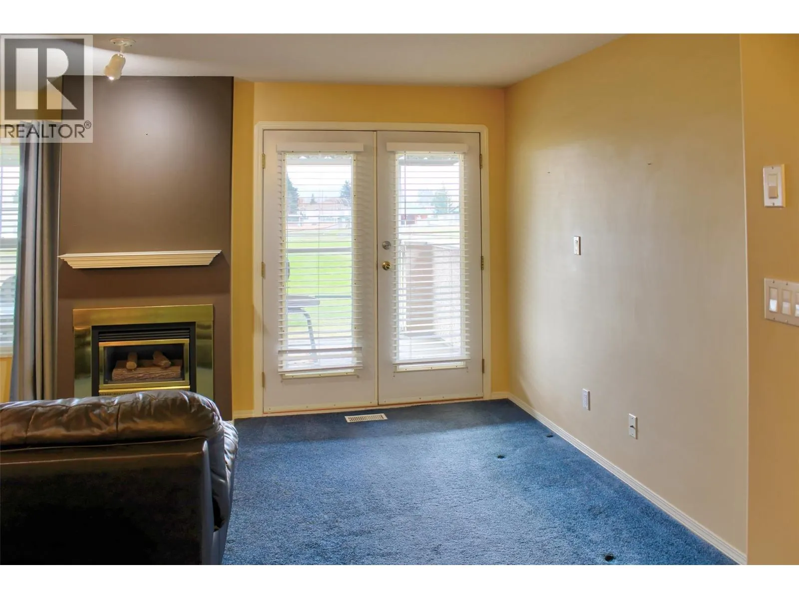 303 Regent Avenue Unit# 31