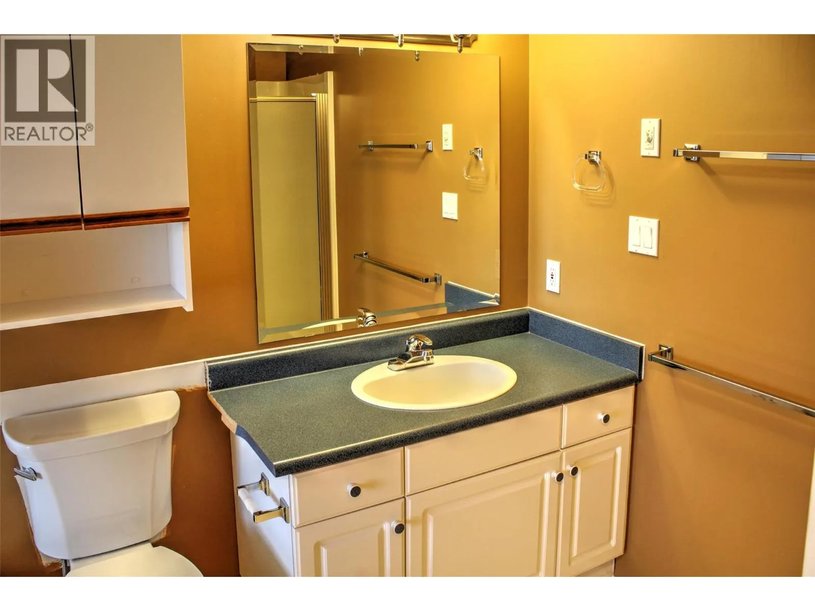 303 Regent Avenue Unit# 31