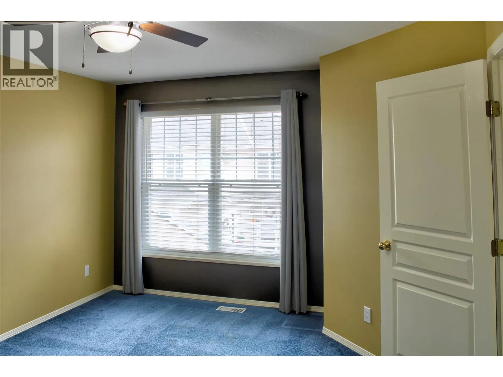 303 Regent Avenue Unit# 31