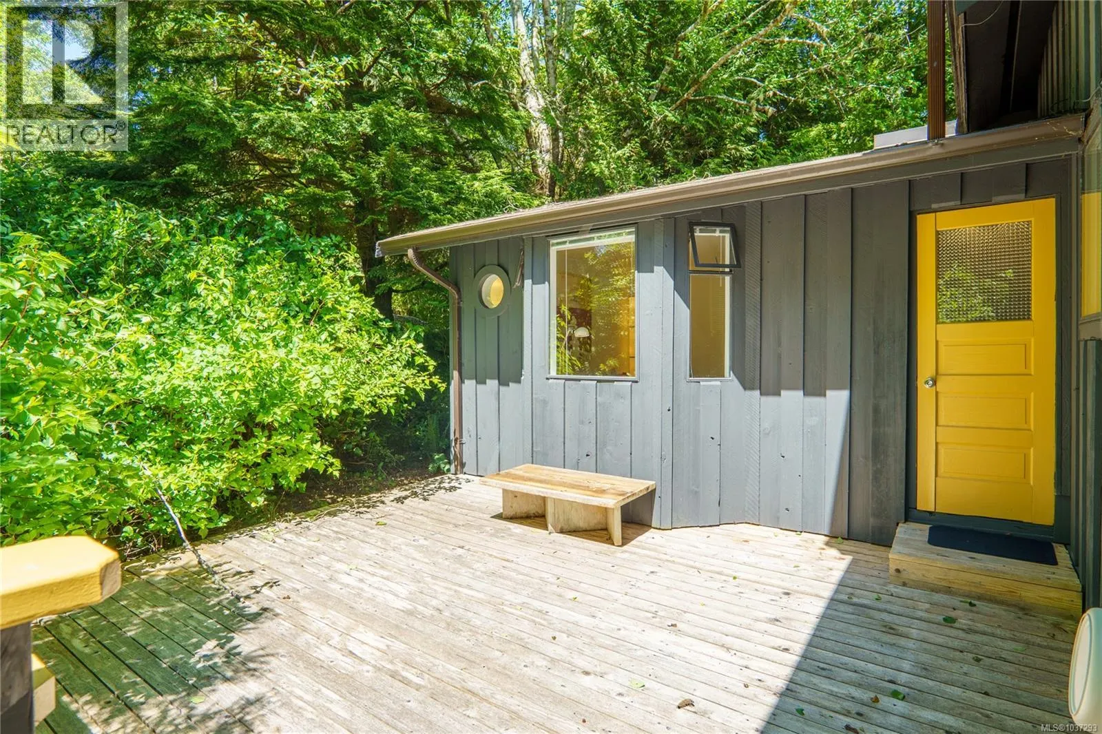 1334 Chesterman Beach Rd