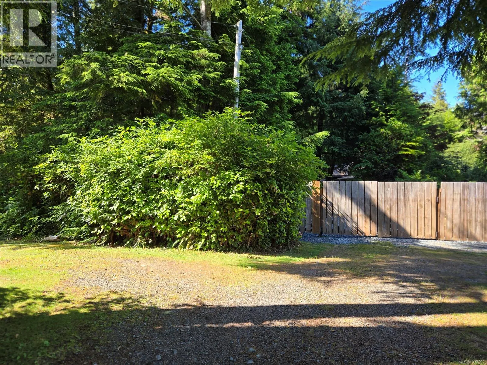 1334 Chesterman Beach Rd