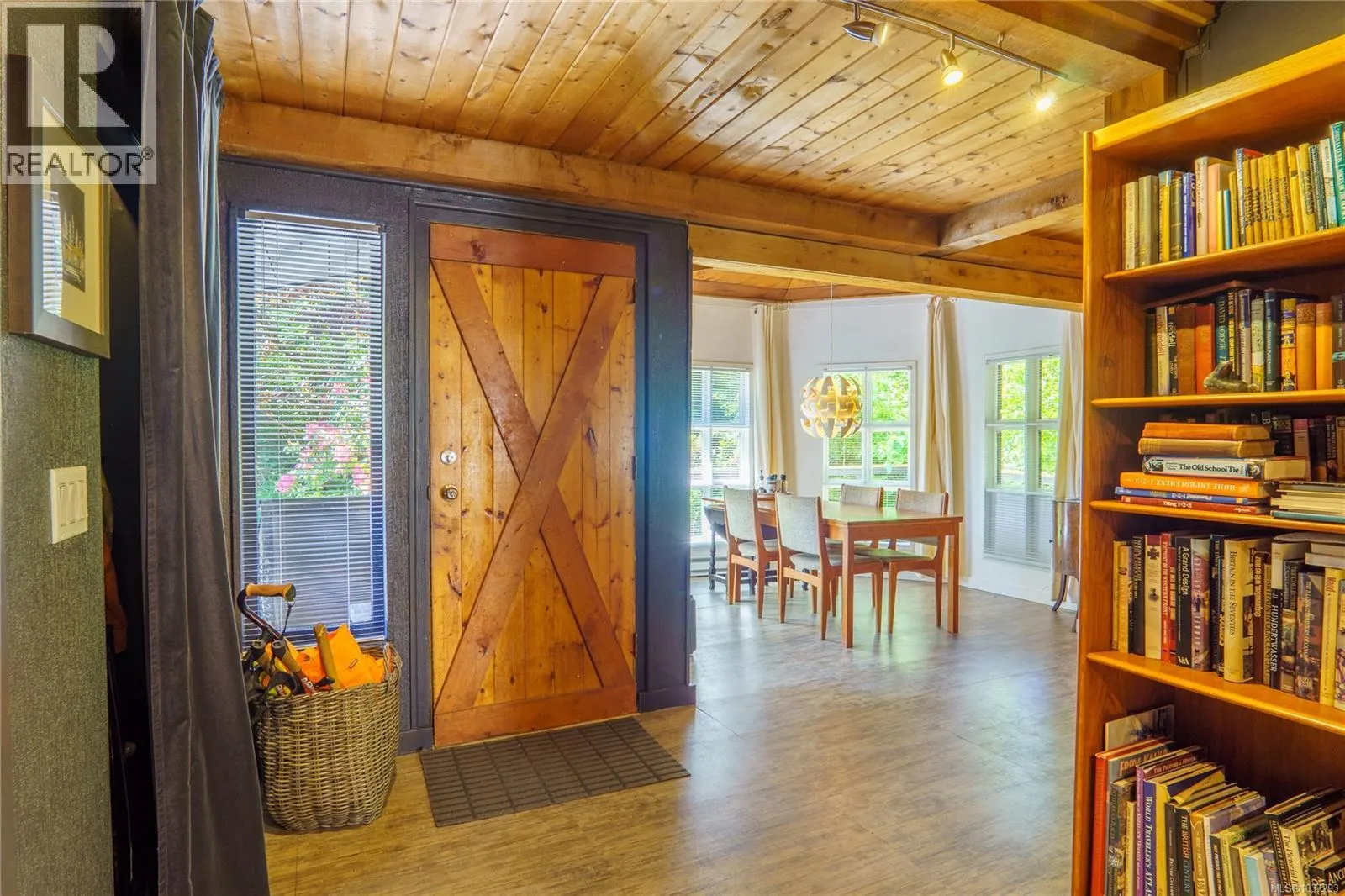 1334 Chesterman Beach Rd