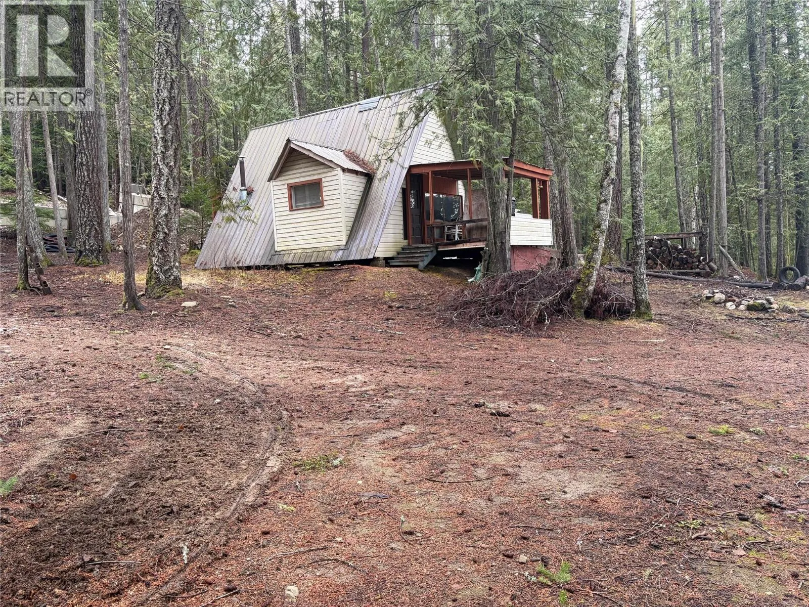 8700 Mabel Lake Road