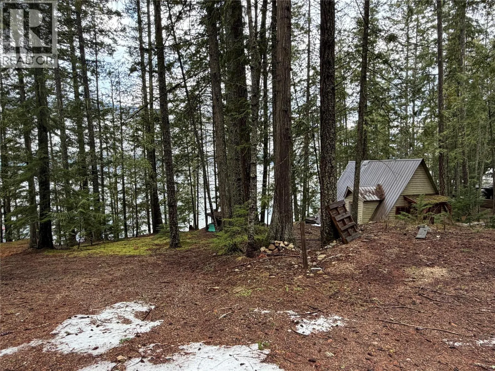 8700 Mabel Lake Road