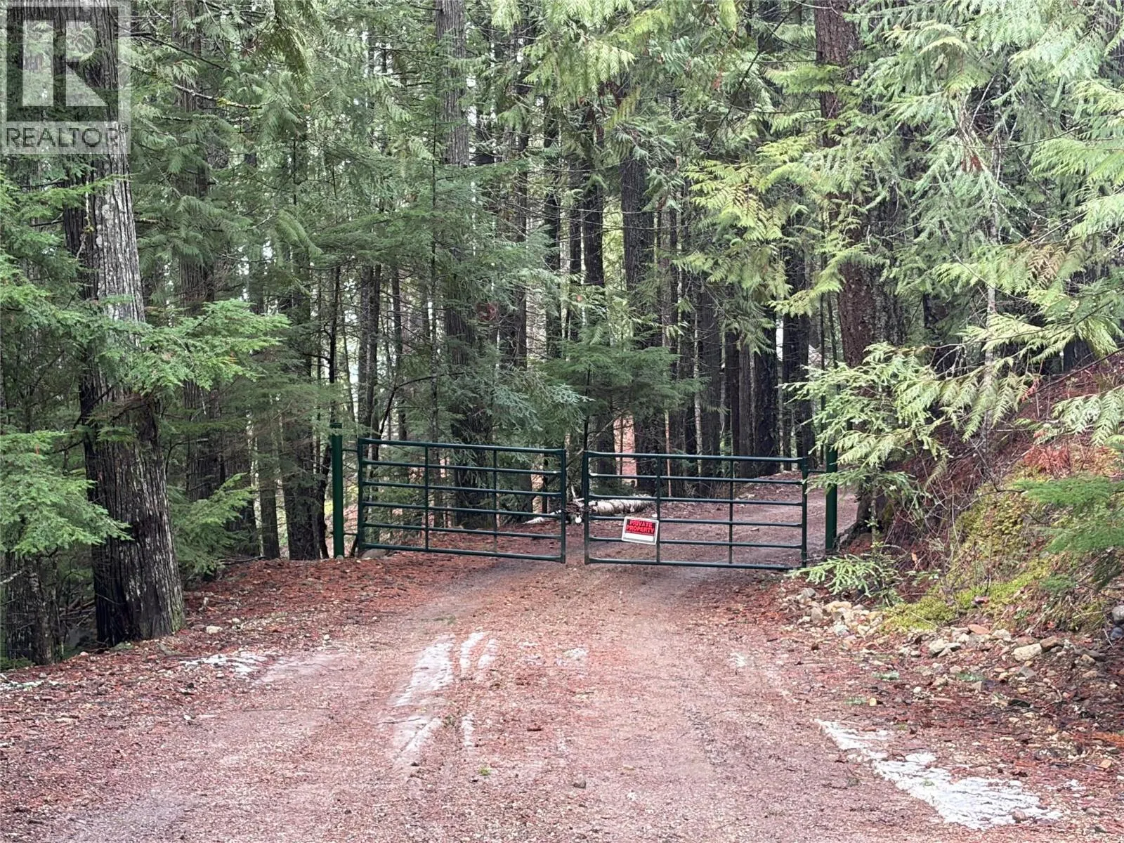 8700 Mabel Lake Road