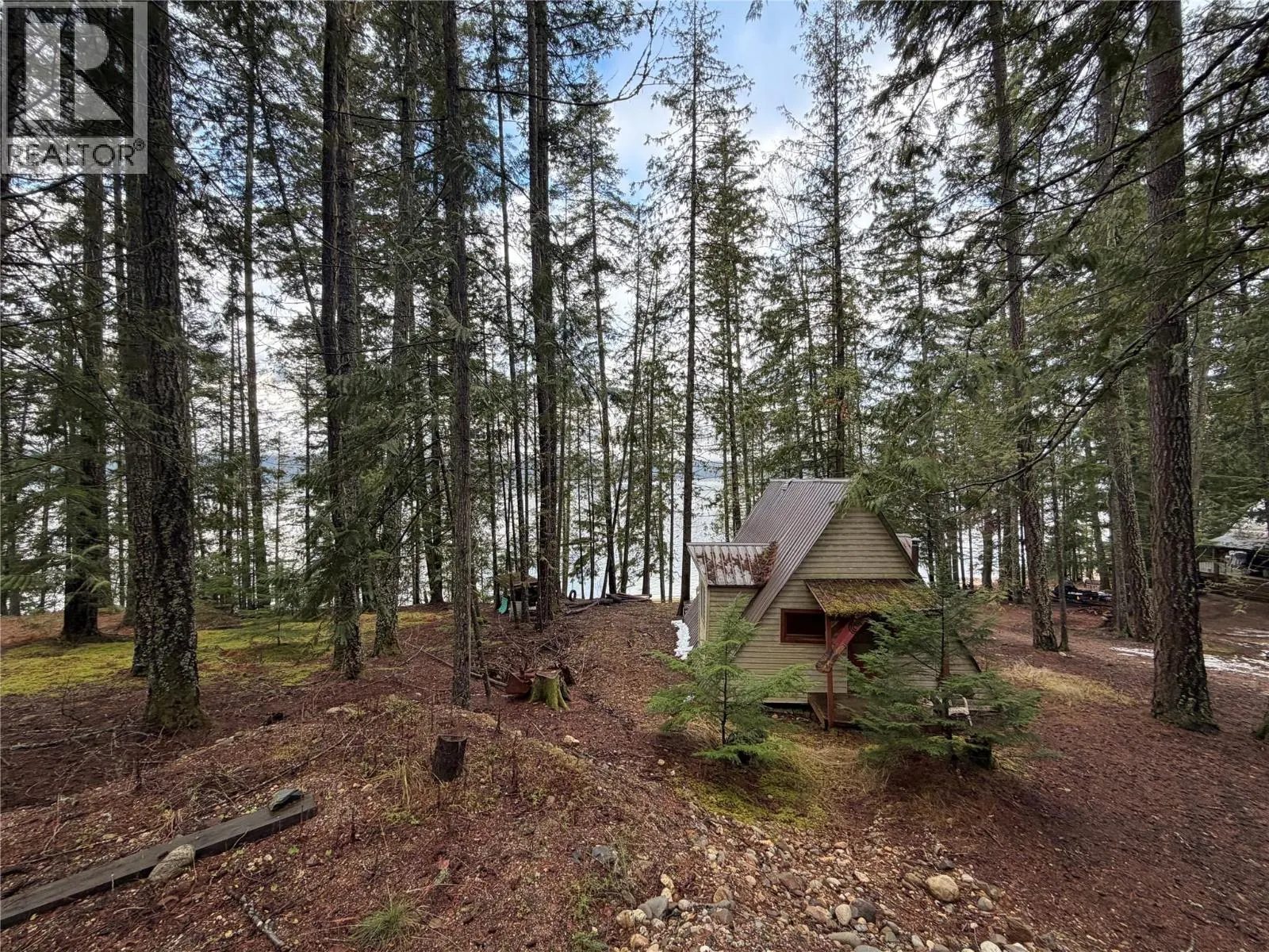 8700 Mabel Lake Road