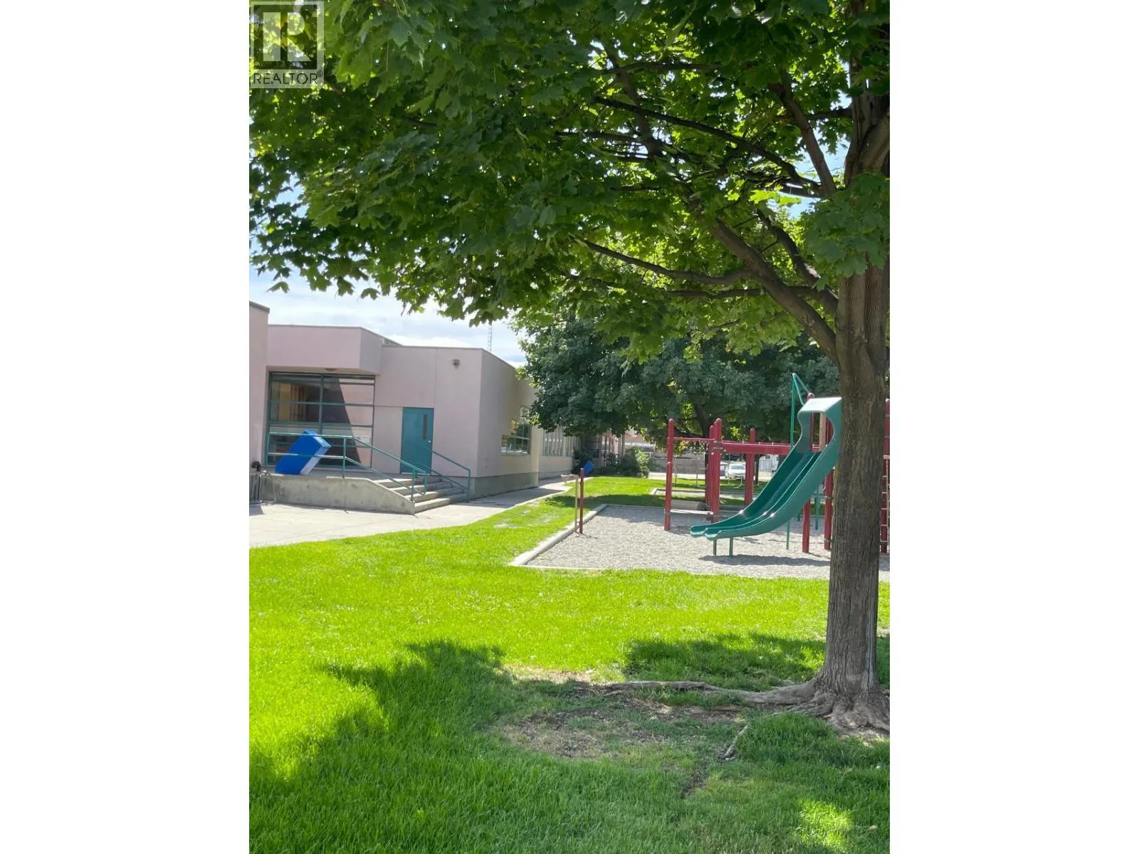 1716 Treffry Place