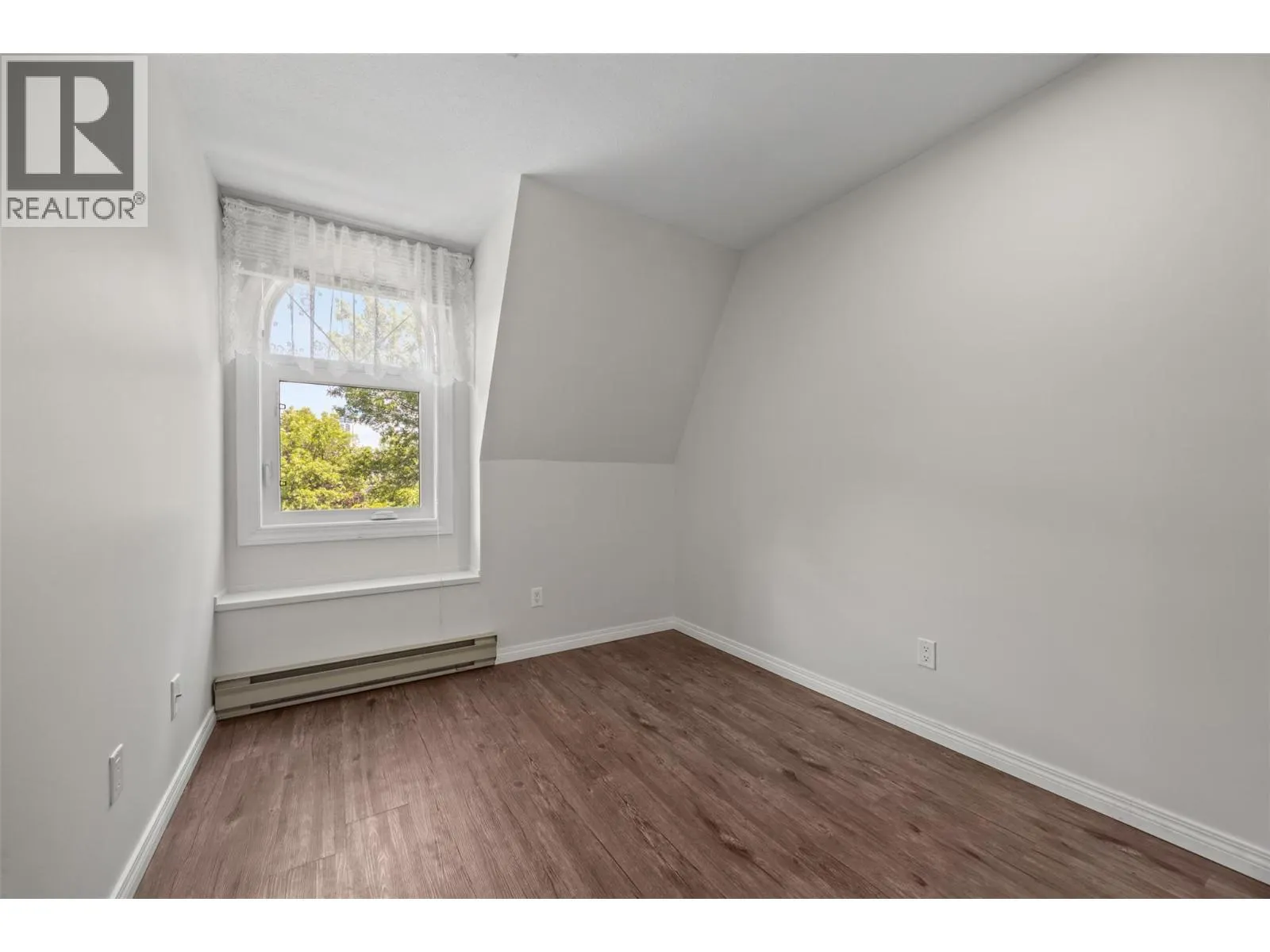 575 Sutherland Avenue Unit# 310